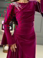 فستان ناعم بلون ناعم من لوكا