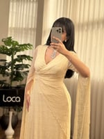 فستان ناعم دانتيل بتصميم وقصه تبرز جمال القوام