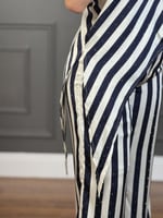 طقم بلوزه وبنطلون بخطوط ملونه من لوكا فاشن