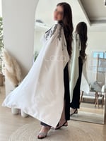 فستان انيق من اللونين الابيض والاسود