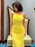 فستان اصفر انيق مميز بطيات