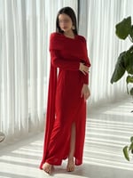 فستان ناعم باللون الاحمر