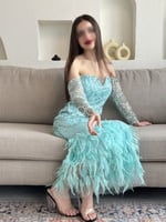 فستان انيق مطرز عاري الكتف