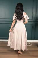 فستان بليسيه بأكمام مميزة