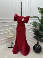 فستان سهرة احمر طويل مطرز بخرز لامع بقصة حورية الب...