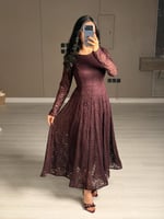 فستان دانتيل ناعم