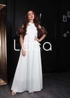 جلابيه ناعمه باللون الابيض