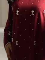 جلابية ناعمة فضفاضة لون عنابي