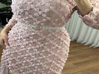 فستان وردي مورد