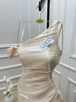 فستان ناعم سكري