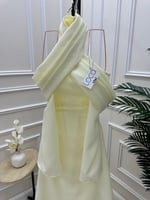 جلابيه ناعمه باللون الأصفر الفاتح