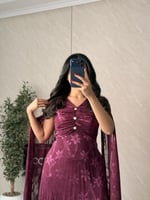 فستان ناعم بتصميم مميز