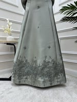 فستان سهرة راقي لون زيتي فاتح بتطريز كمبيوتر وفيون...