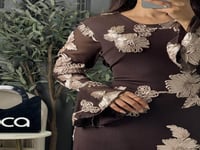 فستان ناعم بلون مميز من لوكا