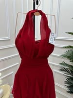 فستان احمر ناعم