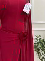 فستان احمر ناعم