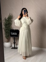 طقم ناعم وراقي بلون ابيض