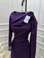 فستان ناعم بأكمام باللون الليلكي