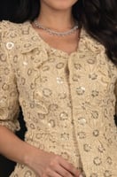 طقم ناعم دانتيل فاخر لون بيج قطعتين بتطريز فخم