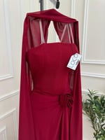 فستان احمر ناعم