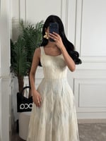 فستان ناعم بلون عودي