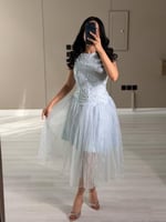 فستان سهرة قصير دانتيل فخم لون سماوي