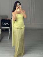 فستان سهره بلون الصيف مع شال