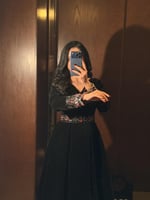 فستان سهرة اسود جوخ مخمل بأكمام طويلة مطرزة وحزام...