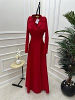 فستان احمر ناعم طويل