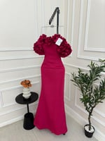 فستان احمر بتصميم مميز وقصه اوف شولدر