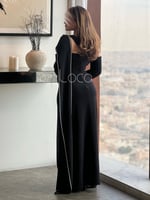 فستان مميز بلمسات انيقه من الكريستال