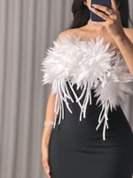 فستان ناعم اسود بريش من الصدر