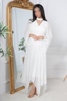 فستان ابيض بليسيه