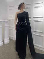 فستان مخمل بكتف واحد