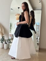 فستان مميز من الابيض والاسود