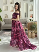 فستان مميز بطبعات فراشات