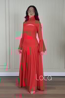 فستان طويل من قطعتين بأكمام كلوش