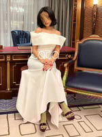 فستان ابيض انيق عاري الكتف