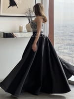 فستان اسود مميز بتطريز انيق