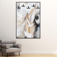 لوحة علاقة عبايات