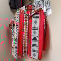 جاكيت سدو جاكيت بدوي أسود وأحمر رمادي