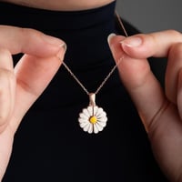 سلسال روز بالاسم مطلي ذهب