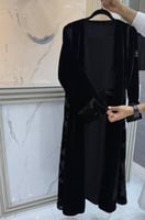 عبايه مخمل اسود مع شيفون مخمل مبطن