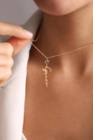 سلسال نسائي بالاسم انجليزي أو عربي