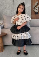 فستان بالوان زاهيه بلمسات مميزه من