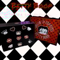 شنطة بيتي بووب الغامضة