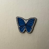 ملصقات معدنية فراشة