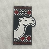 ملصقات معدنية ناقة