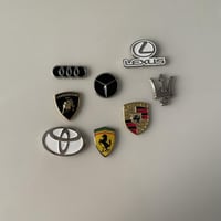 ملصقات معدنية شعار مرسيدس