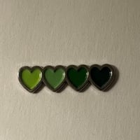 ملصقات معدنية قلب